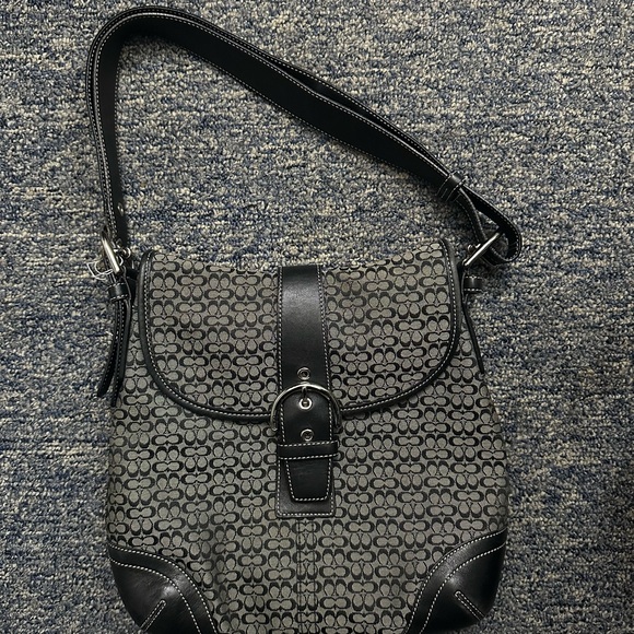Coach Black and Gray Patterned Shoulder Bag - Picture 3 of 4